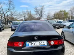 Număr de înmatriculare #thy611 - Honda Accord. Verificare auto în Moldova