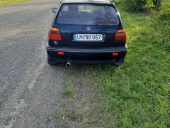 Număr de înmatriculare #UNBD067 - Volkswagen Golf. Verificare auto în Moldova